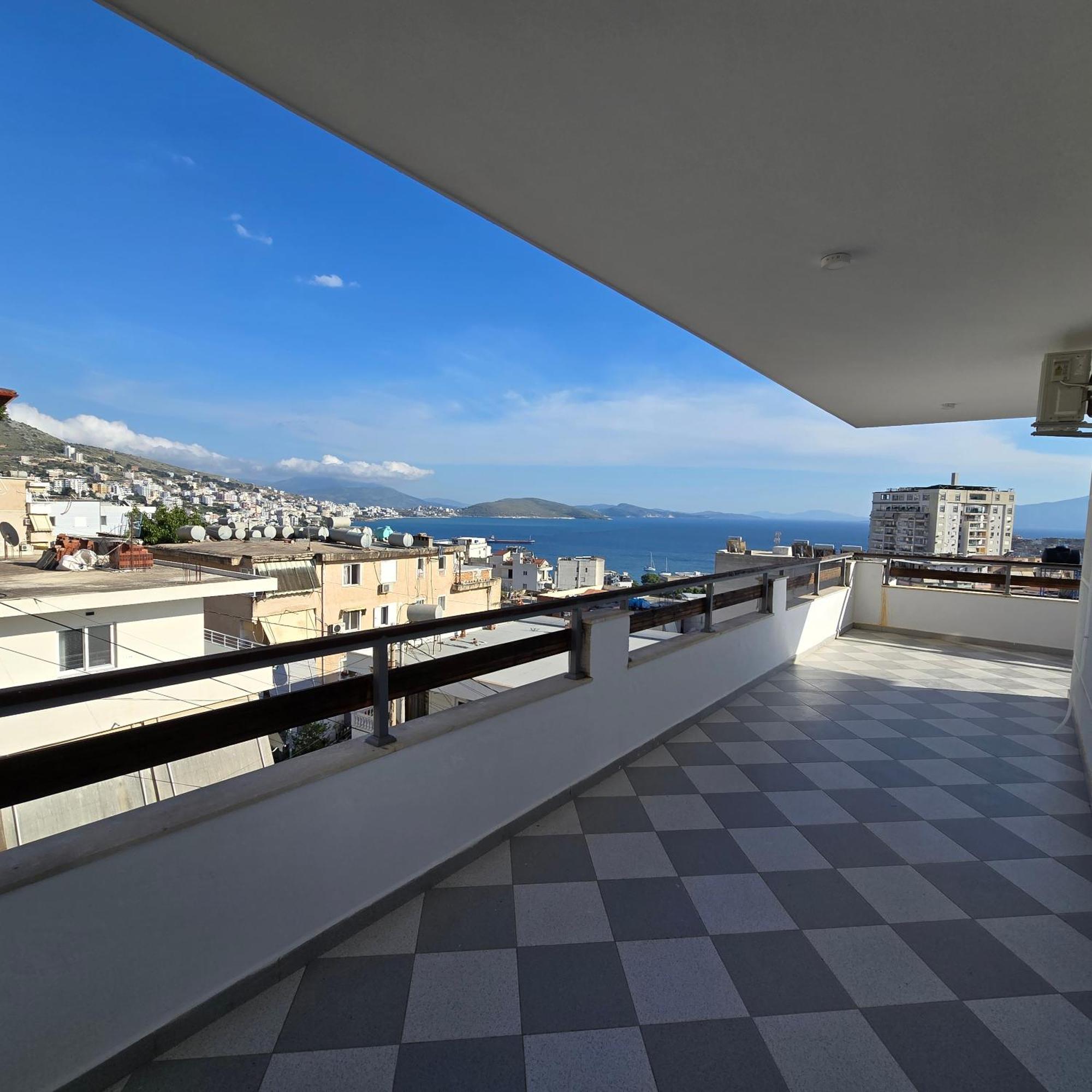 Poseidonas Hostal *
