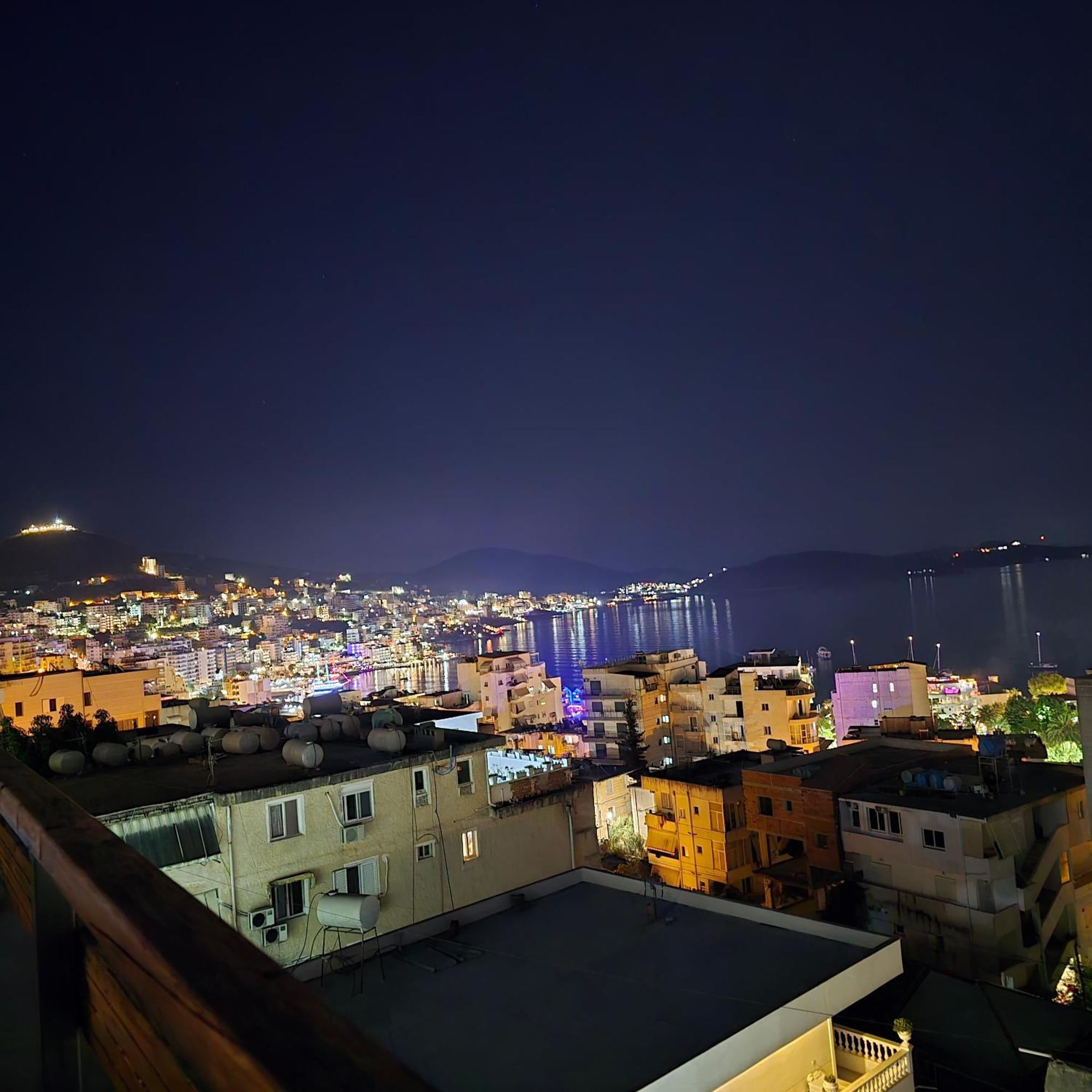 Poseidonas Hostal *